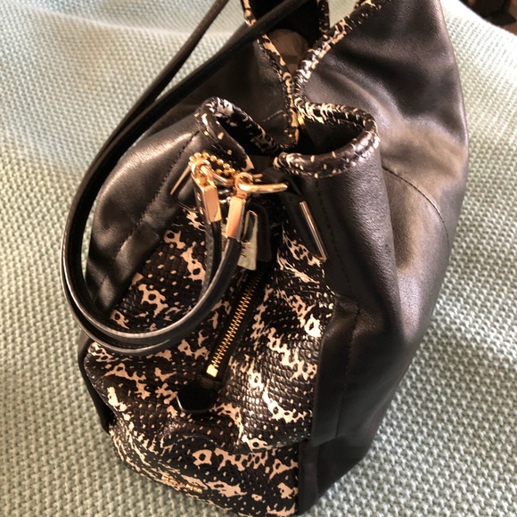 Coach black Python phoebe handbag - Picture 4 of 7